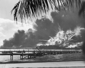 USS_SHAW_exploding_Pearl_Harbor