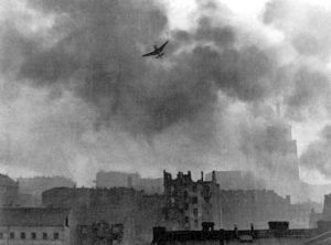 ju-87_bombing_Old_Town